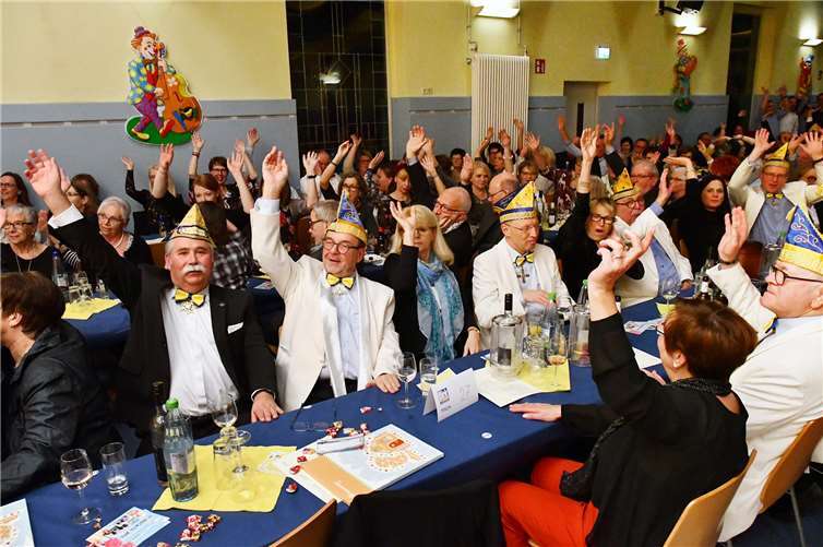 Ausgelassene Stimmung herrschte im gut gefüllten Helenensaal.