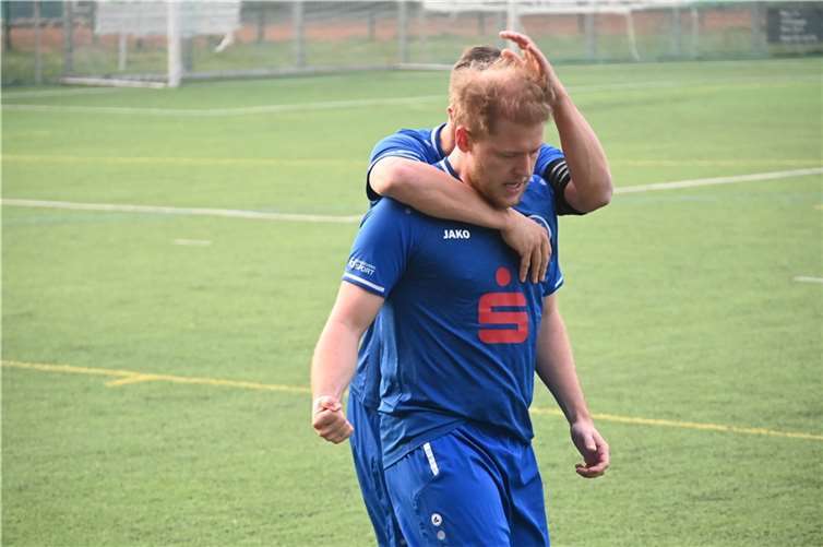 Ausgerechnet dem Ex-Mendiger Moritz Pies gelang ein Freistoß-Doppelpack zur frühen 2:0-Führung.  Foto: SK