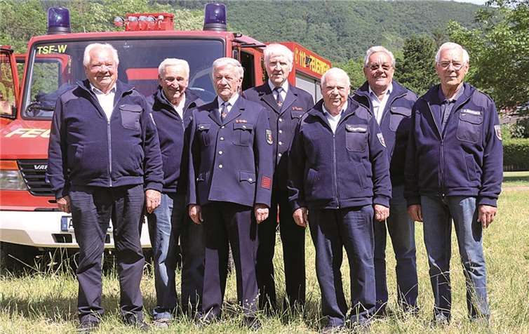 Feuerwehr gründete gemeinsam einen Traditionsverein Außer den Aktiven gehören die Alterskameraden dazu.