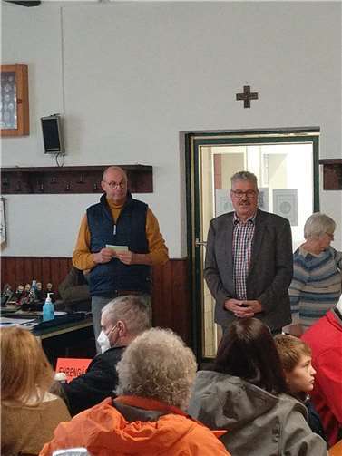 Ausstellungsleiter Hans-Peter Klöckner und Stadtbürgermeister Hans-Peter Ammel, bei der Eröffnungsrede. Fotos: privat