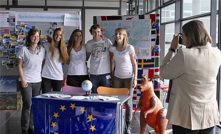 Australische Studenten informieren über Auslandsaufenthalte und Praktika.privat