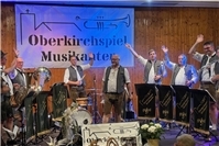 Ausverkauftes Haus und musikalische Überraschung beim Böhmischen Vergnügen
