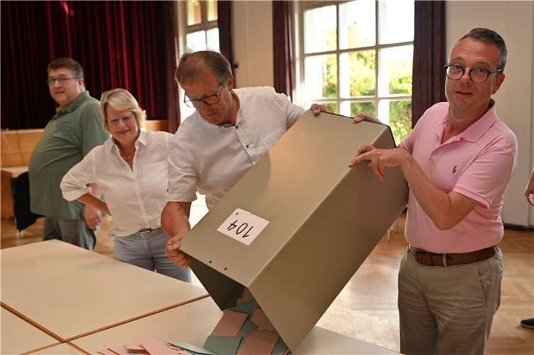 Auszählung in der Laacher-See-Halle.