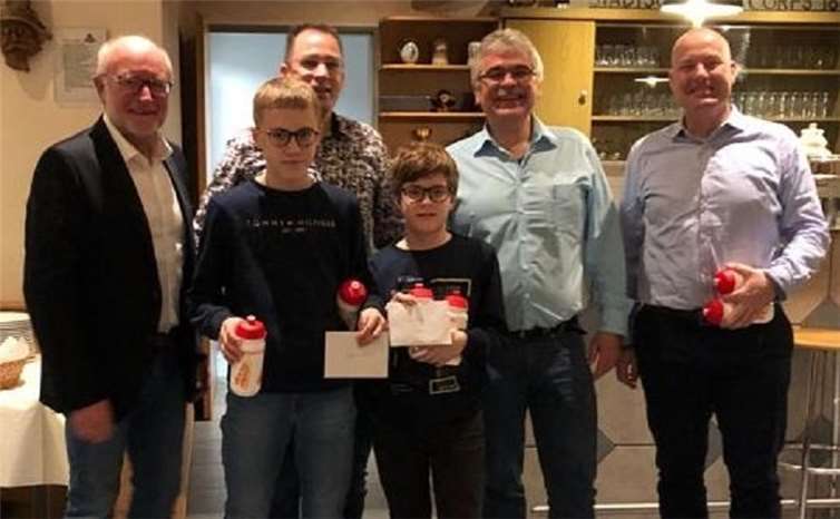 Auszeichnung der erfolgreichen RSC-Sportler (v. l.): Josef Göttlicher, Jesper Schmidt, Pascal Surges, Niklas Klemmt, Albert Christ und Torsten Schmidt.