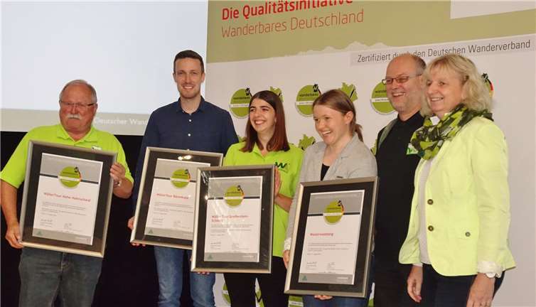 Auszeichnung durch den DWV auf der TourNatur. Foto: Touristik-Verband Wiedtal e.V.