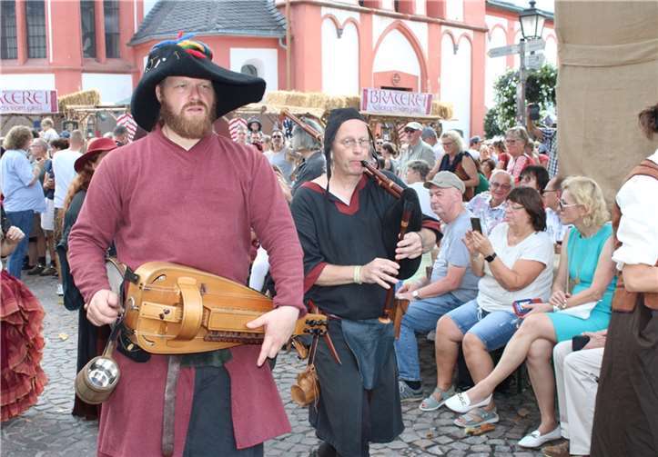 Authentische Musik gehört zum Weinfest dazu.