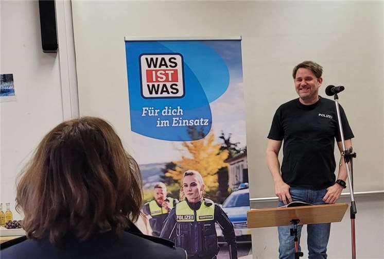 Autor Andy Neumann zu Gast in der Grundschule Adenau.  Foto: privat