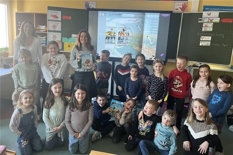 Autorenbesuch weckt Leselust und kreative Neugier bei Schülerinnen und Schülern.