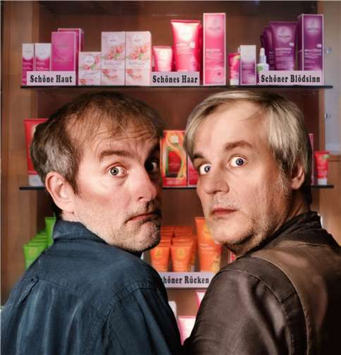 Autoritäre Unterhaltung verkündet das Bremer Duo Podewitz.  Foto: Sandra Stein