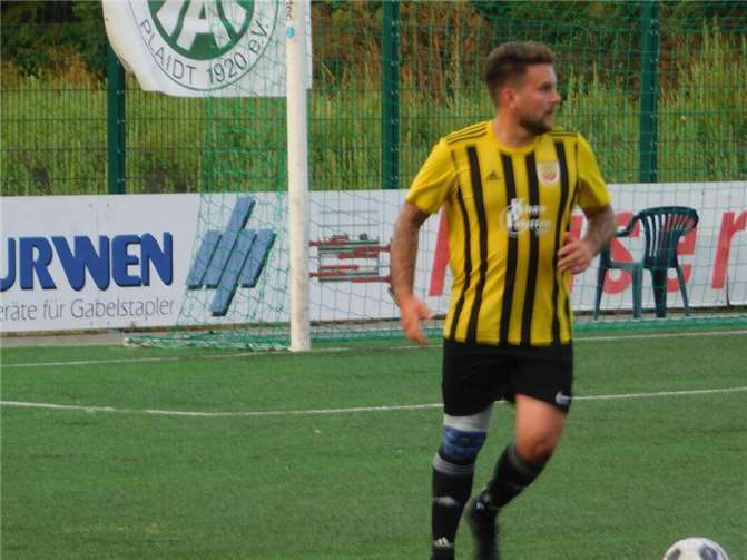 BU: Walter Knieps und der SC Sinzig II unterlagen in Bad Breisig.  Foto: SC Sinzig