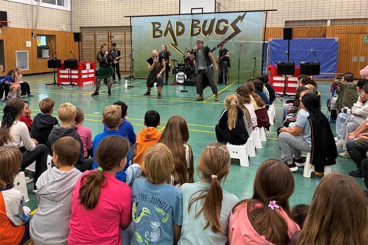 „Bad Bugs“ in der Lindenschule - keine gewöhnlichen Krabbler