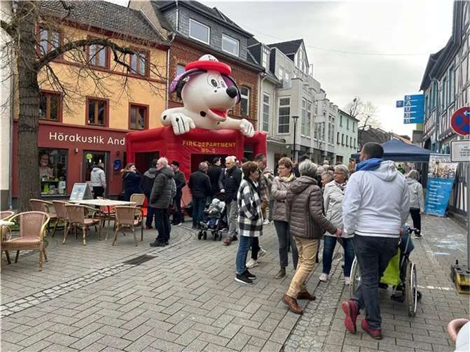 Bald erwachts in Sinzig wieder der Frühling.  Foto: Archiv
