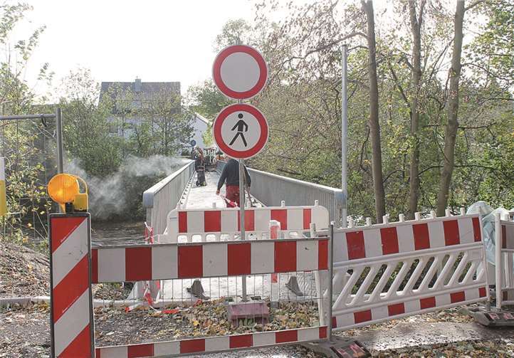 Bald ist sie wieder begehbar - die Obertorbrücke in Ahrweiler.RERE