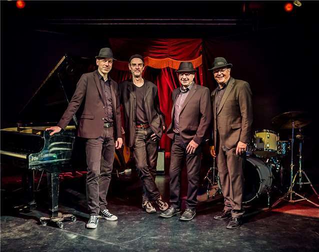 Bandfoto: Niki Siegenbruck