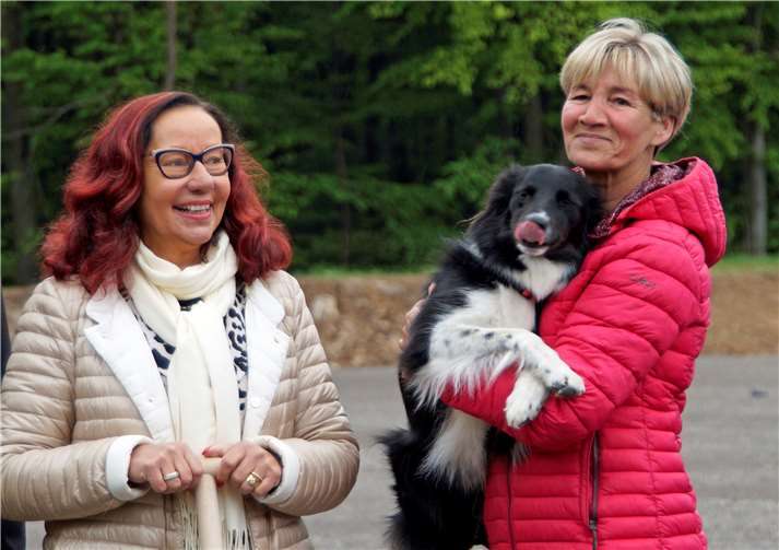 Barbara Weiler (li.) und Trainerin Petra Loche freuen sich schon auf die Bauarbeiten und den geplanten Start Ende Oktober 2019.