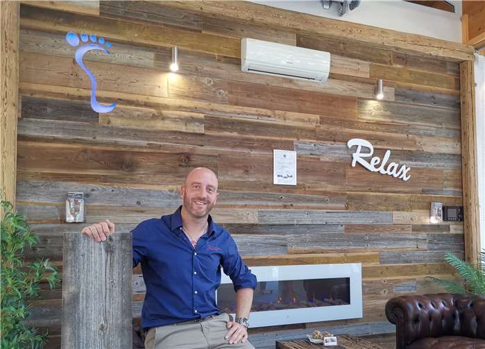 Bastian Fuhs hat kreative Ideen, die jedem Raum das gewisse Etwas verleihen.Foto: DU