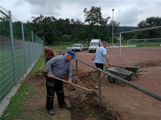 Bau einer Bewässerungsanlage. Privat