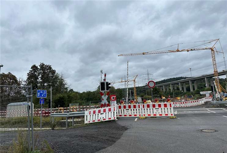 Bauarbeiten an der Heppinger Brücke im September 2025.  Foto: ROB