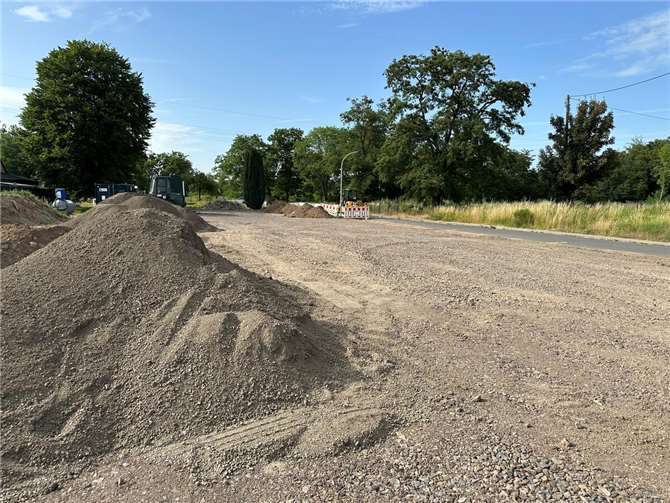 Bauarbeiten in der Friedrich-Spee-Straße.  Foto: ROB