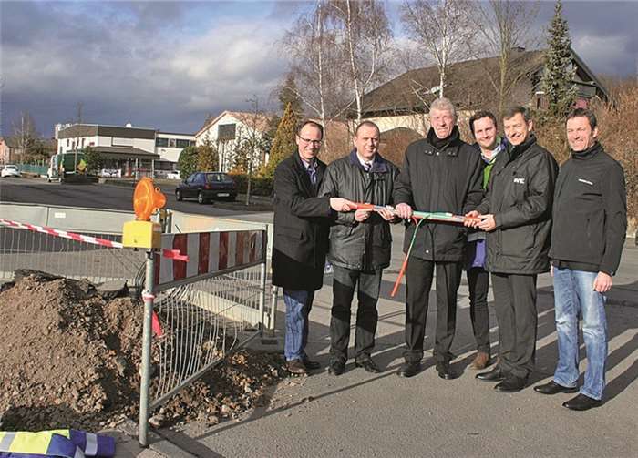 Baubeginn „Auf dem Scheid“ - hier entsteht ein Glasfasernetz mit direkter Glasfaseranbindung in die Gebäude. privat
