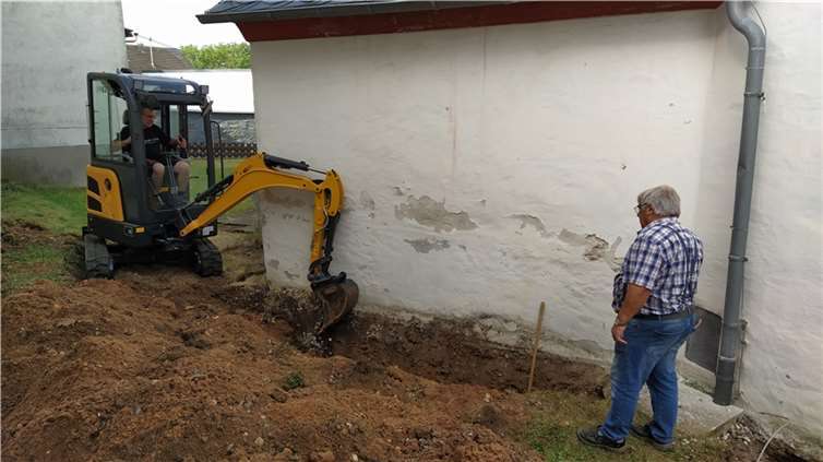 Baubeginn an der St. Benedikt-Kirche in Lasserg.  Foto: privat