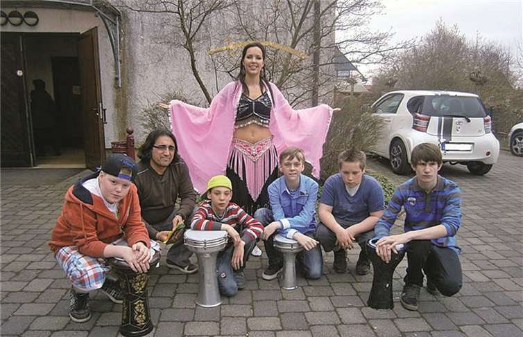 Bauchtänzerin Anja Gerber sorgte mit ihrer Darbietung für große Augen und begeisterte die Zuschauer. privat