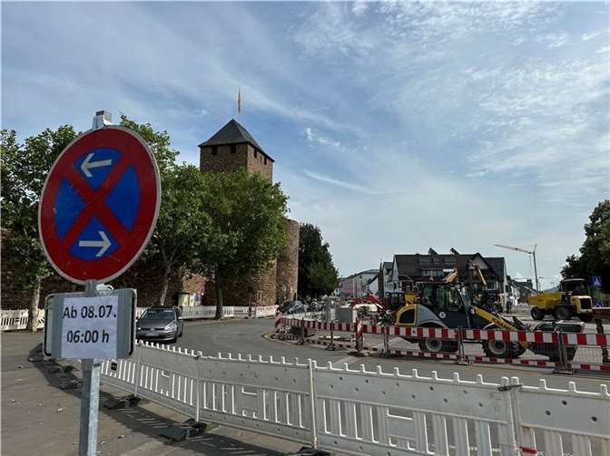 Baustellen-Info-Touren mit dem Ahrtal-Express Baustelle am Ahrtor. Foto: ROB