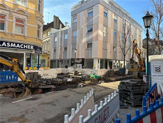 Baustelle in der Hauptstraße in Bad Neuenahr im Jahre 2023.  Foto: ROB