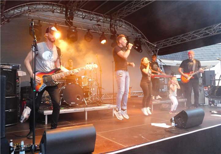 „Beakers Mom“ in Concert.