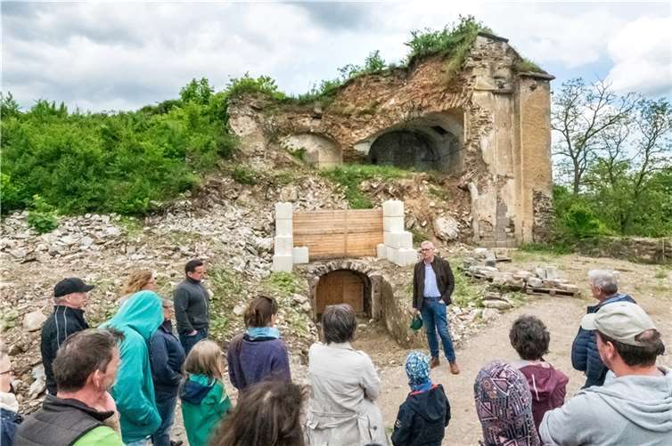 Beeindruckend für die Besucher wie hoch und tief in den Berg die Festung gebaut wurde. Fotos: SCH