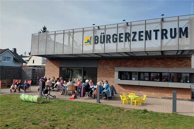Begegnung bei Kaffee, Kuchen und netten Gesprächen