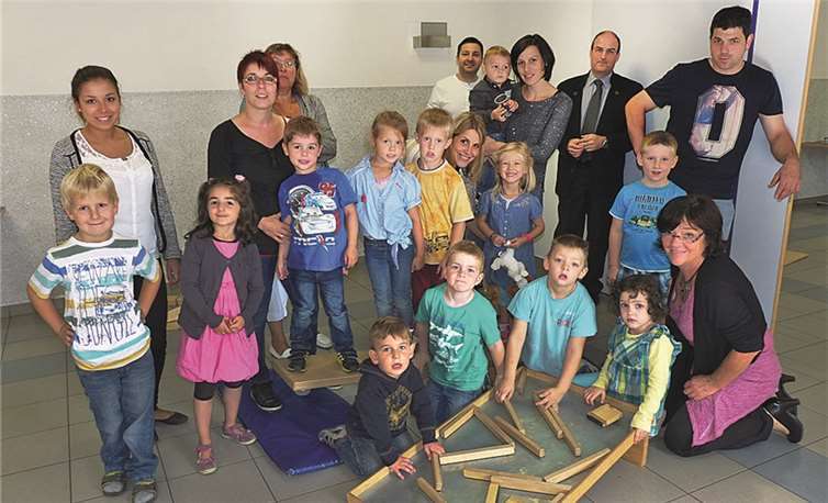 Begeistert von dem großen Erfolg der Aktion „Versuch macht klug“ streben die Eltern dieses Thema als Motto für das Sommerfest 2015 an. FRE