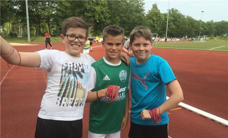 Begeisterte Läufer (von links): Benedict Rüben, Leandro Urbanus und Niklas Follmann.Foto: Christine Blinn