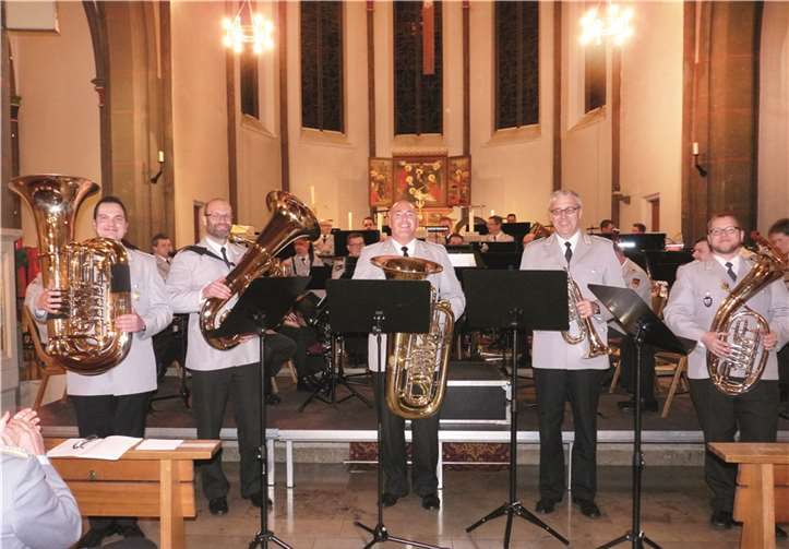 Begeisterten Applaus gab es für die fünf virtuosen Musiker (drei Tubisten, ein Tenor-Hornist und ein Euphonium-Bläser). FRE