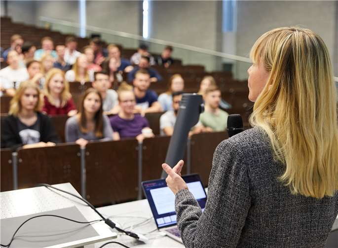 Beginn des Präsenzlehrbetriebs an der Hochschule Koblenz erst am 20. April.Foto: Hochschule Koblenz/Gloger