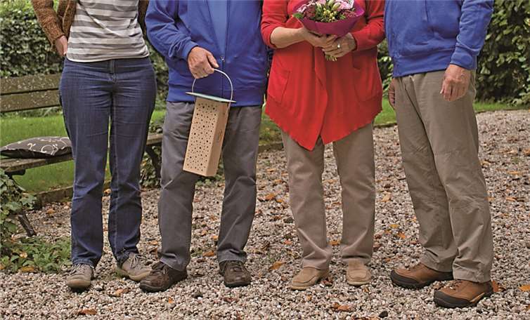Begrüßung des 1000. Mitglieds (von links: Dr. Hannah Jaenicke, Eckard Splieth, Christel Dücker und Alfred Pohl).Rea Brinkhoff