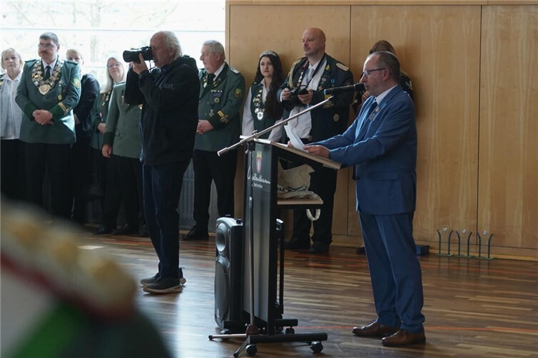 Die  St. Hubertus Schützenbruderschaft Weißenthurm feiert mit europäischer Gemeinschaft