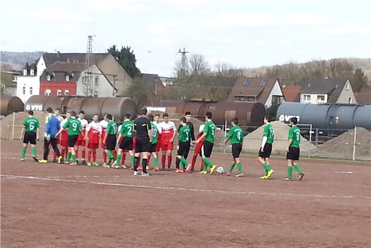 Begrüßung vor dem Spiel gegen die JSG Augst. privat