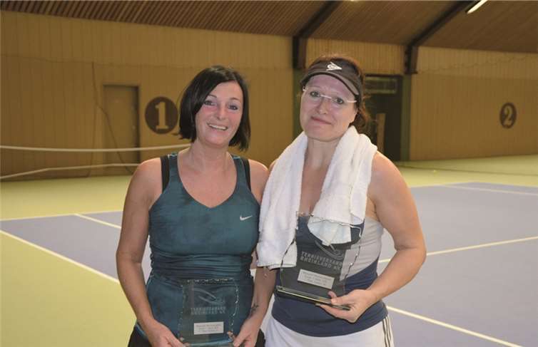 Beherrschten die einzige Damenkonkurrenz: Christine Hölzke (l.) und Ute Gilberg.