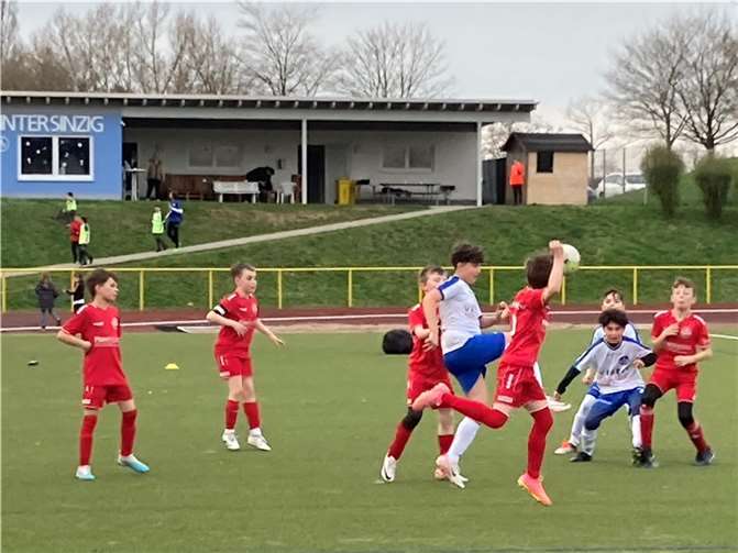 Beherzt kämpfte die Mannschaft und ließ sich bis zum Schluss nicht aus dem Konzept bringen.  Foto: privat