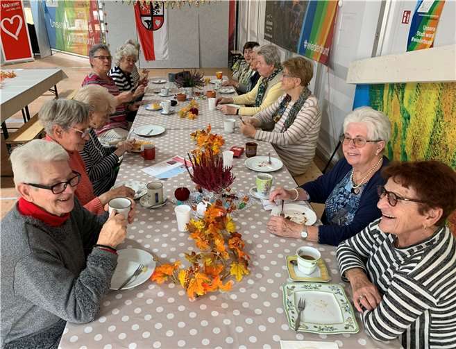 Bei Kaffee und Kuchen erlebten die Gäste einen schönen Nachmittag.  Foto: privat