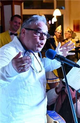 Bei Manfred Ruch saß jede Pointe – und das in heimischer Mundart.