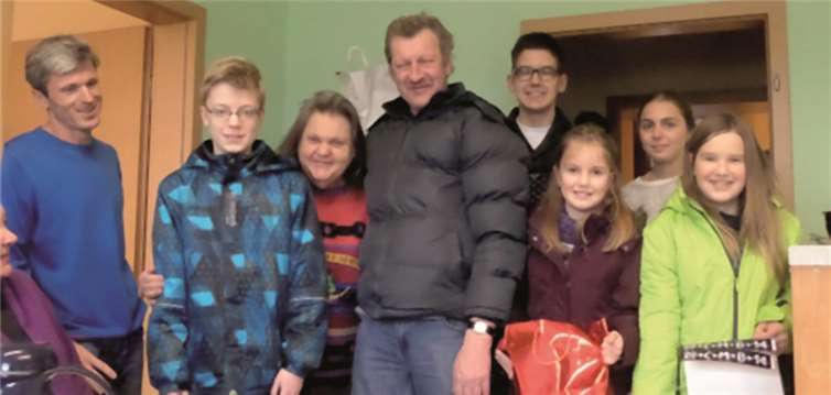 Bei „Menschen ohne Wohnung“ war die Freude über den Besuch der Sternsinger groß.privat