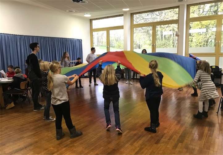 Bei Mitmach-Aktionen konnten Besucher aller Altersklassen gemeinsam das LMG erkunden.