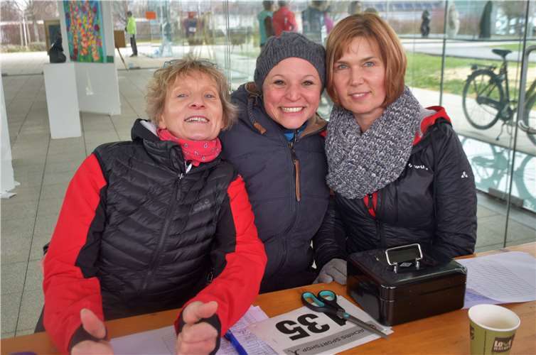 Bei Phiesels engagierten Mitarbeiterinnen waren die Sportler in den besten Händen.