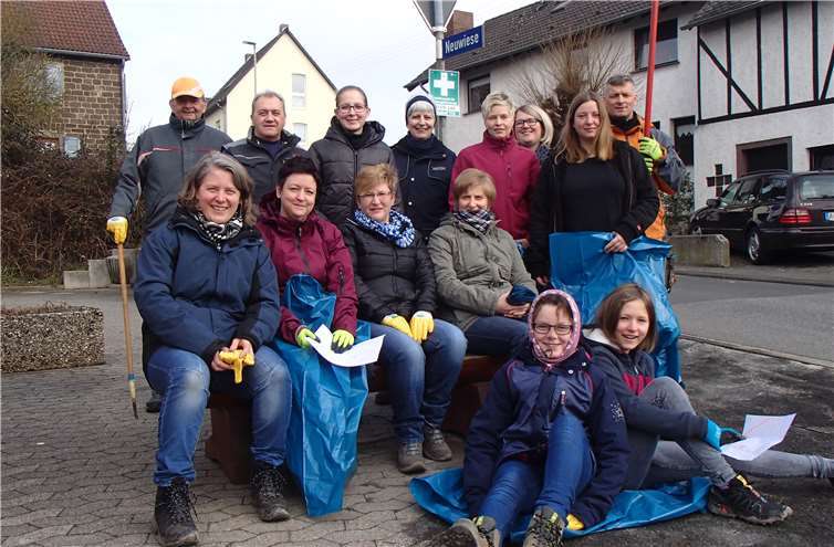 Bei Sonnenschein wurde Oberlützingen „frühlingsbereit“ gemacht.privat