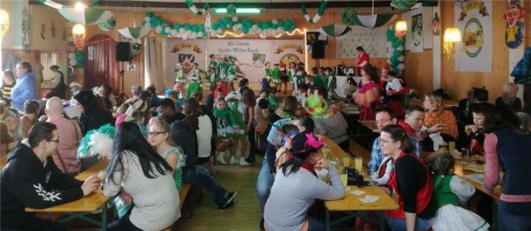 Bei Spielen und Tanzeinlagen kam keine Langeweile auf. privat