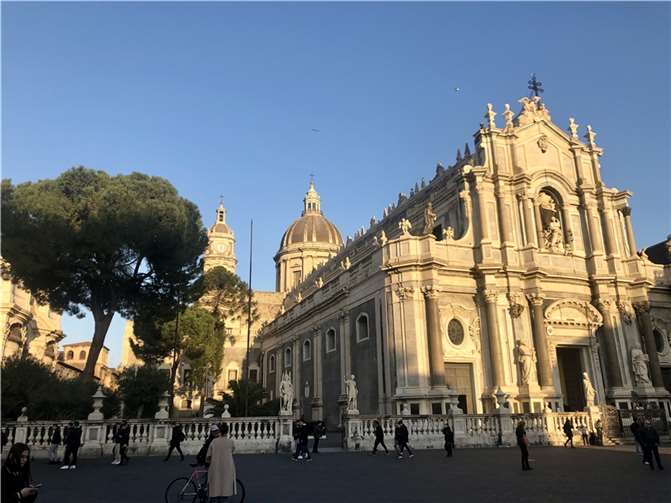 Bei Stadtführungen lernten die Schülerinnen italienische Kultur kennen.