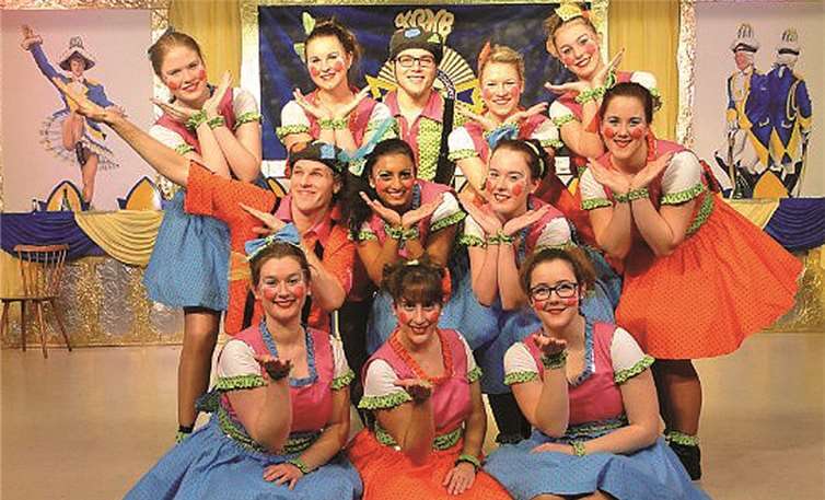 Bei allen Tanzgruppen der KG Närrische Buben, wie hier bei der Showtanzgruppe mit ihrem aktuellen Tanz "Mer losse de Puppe danze", freut man sich auf tanzbegeisterten Nachwuchs. privat