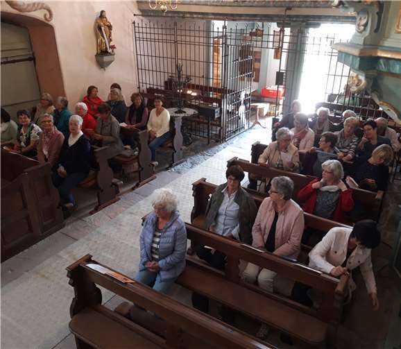 Bei angenehmem Frühlingswetter machten sich 35 Frauen auf den Weg zur Pützfelder Marienwallfahrtskapelle. Foto: privat